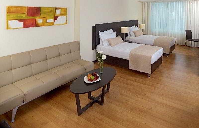 Estelar Apartamentos Μεντεγίν Εξωτερικό φωτογραφία